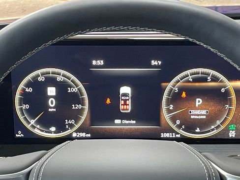 Used 2025 INFINITI QX80 Sensory image 38