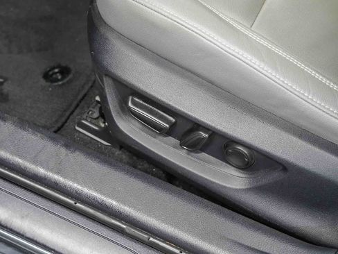 Used 2025 Toyota Camry SE FWD image 23