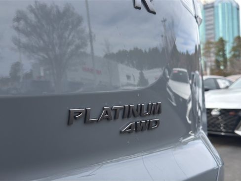 New 2026 Nissan Pathfinder Platinum image 15