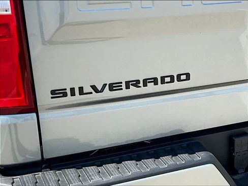 New 2026 Chevrolet Silverado 1500 RST w/ Dark Appearance Package AWD/4WD image 27