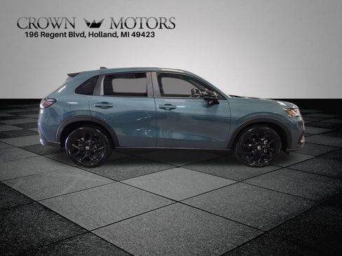 Used 2024 Honda HR-V Sport image 2