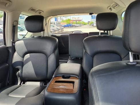 Used 2022 Nissan Armada SL w/ Captain's Chairs Package AWD/4WD image 10