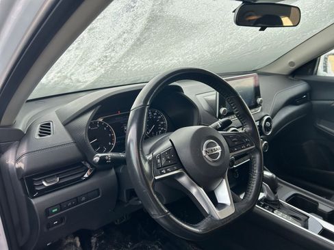 Used 2023 Nissan Sentra SV image 32