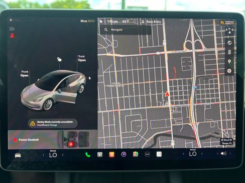 Used 2022 Tesla Model 3 image 17