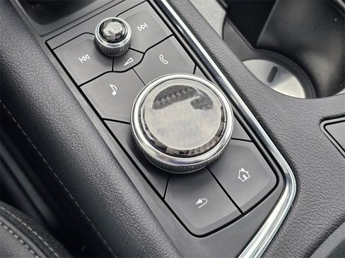 Used 2021 Cadillac XT6 Luxury image 33