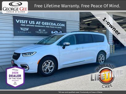 Used 2023 Chrysler Pacifica Limited