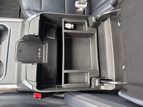 Used 2024 Chevrolet Silverado 2500 High Country w/ Technology Package image 26