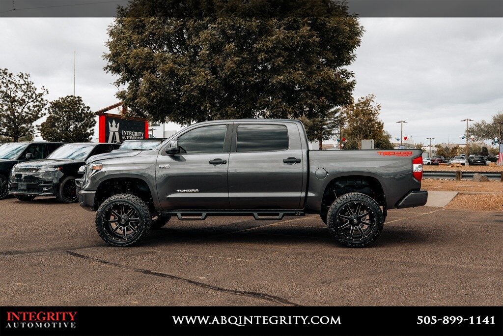 Used 2019 Toyota Tundra SR5 AWD/4WD image 4