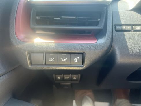 Certified 2024 Toyota Prius Prime Premium image 19