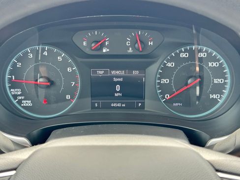 Used 2024 Chevrolet Malibu LT FWD image 19