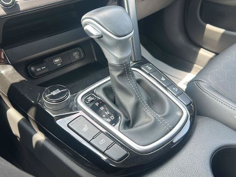 Used 2024 Kia Seltos SX AWD/4WD image 20