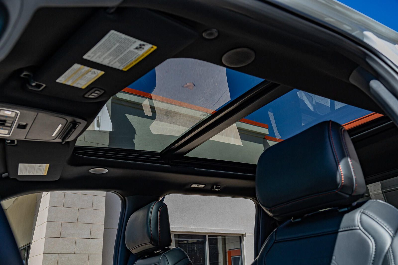Used 2025 Ford F150 Raptor AWD/4WD image 42