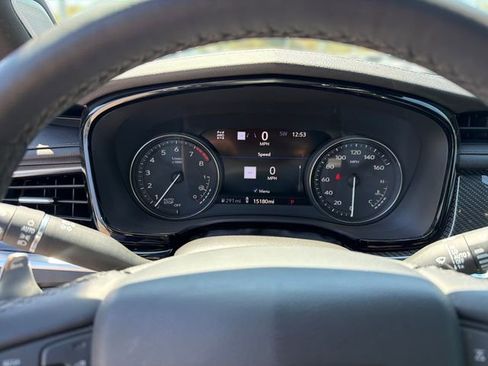 Certified 2025 Cadillac XT6 Sport w/ Technology Package AWD/4WD image 18