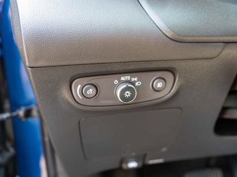 Used 2023 Buick Encore GX Select w/ Safety Package II FWD image 21
