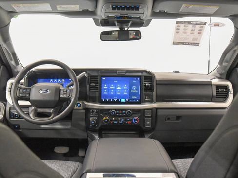 Used 2025 Ford F350 XLT w/ Black Appearance Package image 29