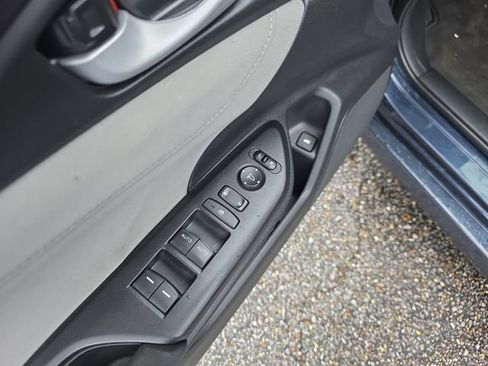 Used 2021 Honda Civic EX image 17