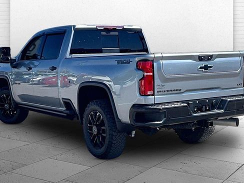 Used 2026 Chevrolet Silverado 2500 LTZ w/ LTZ Plus Package AWD/4WD image 10