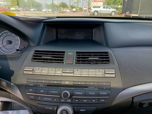 Used 2010 Honda Accord EX-L image 16