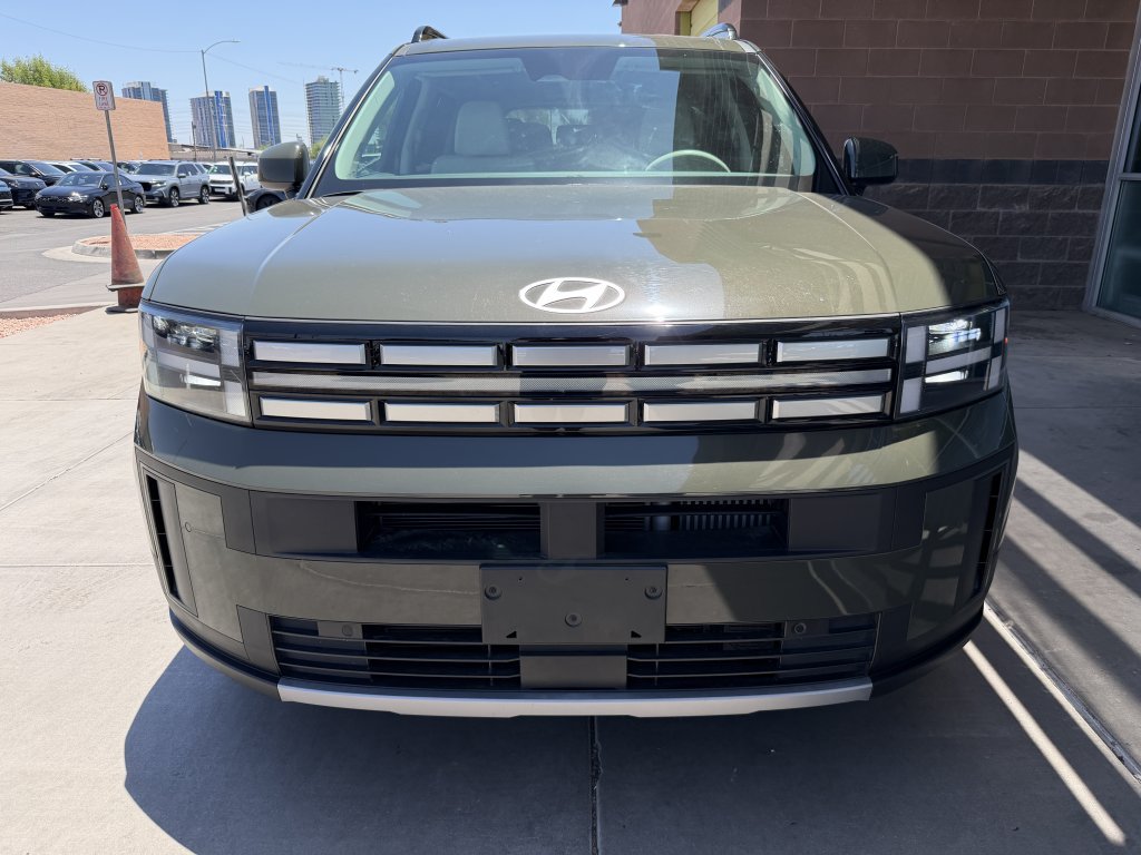 Used 2025 Hyundai Santa Fe SEL FWD image 10