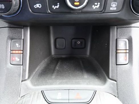 Used 2019 GMC Acadia SLT AWD/4WD image 17