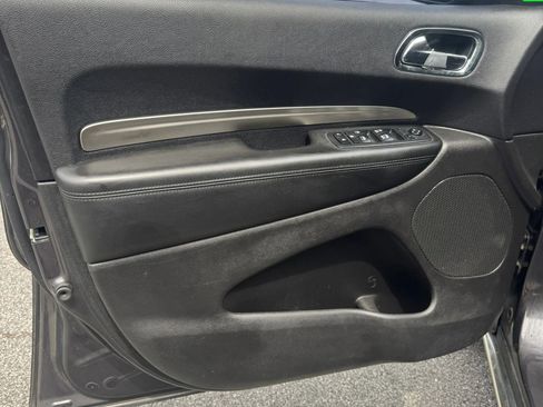 Used 2018 Dodge Durango SXT w/ 3rd Row Seating Group RWD image 14