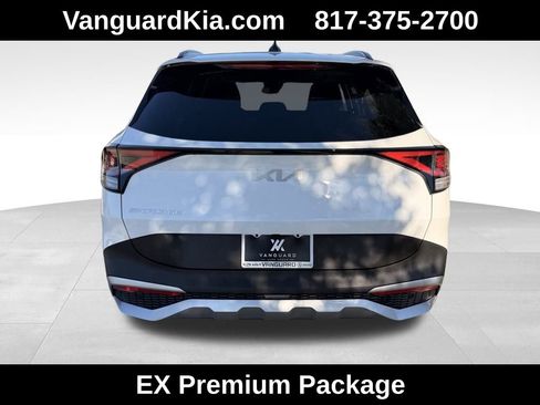 Used 2024 Kia Sportage EX w/ EX Premium Package image 3