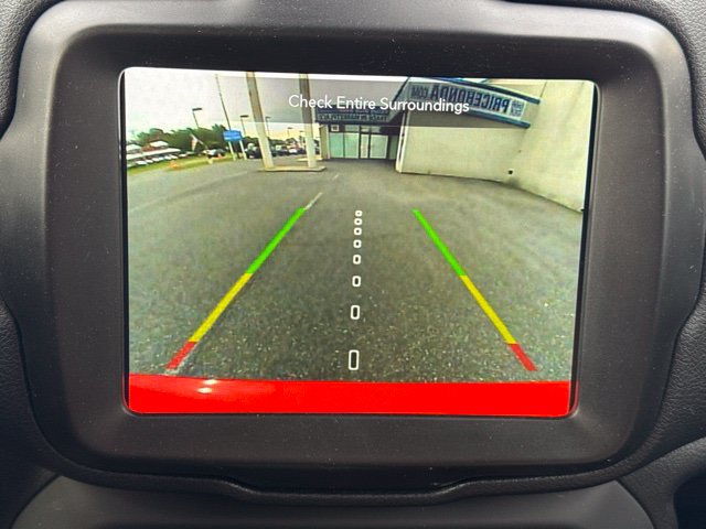 Used 2022 Jeep Renegade Latitude AWD/4WD image 13