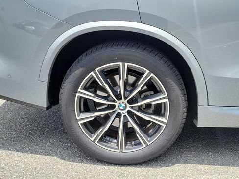 Used 2024 BMW X5 sDrive40i w/ M Sport Package RWD image 7