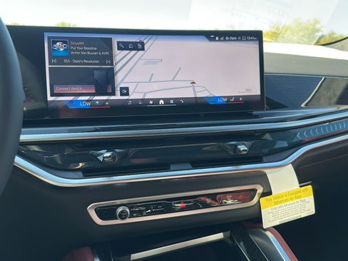 New 2026 BMW X6 xDrive40i w/ Climate Comfort Package image 21