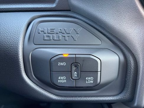 New 2026 RAM 3500 Big Horn AWD/4WD image 28