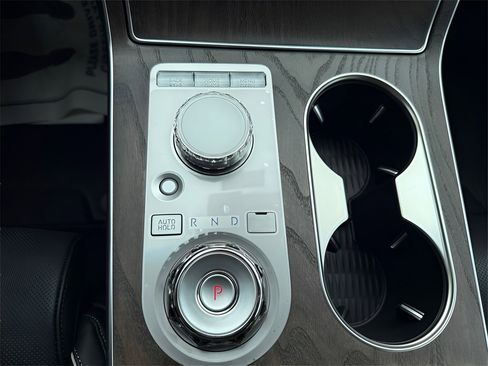 New 2025 Genesis GV80 2.5T Prestige image 33