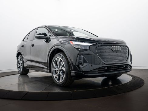 Certified 2023 Audi Q4 e-tron Premium Plus w/ Premium Plus AWD/4WD image 1