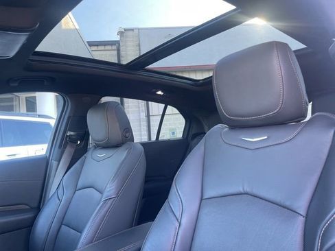 Used 2022 Cadillac XT4 Sport image 8