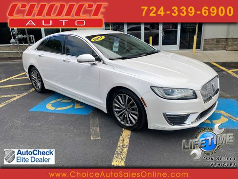 Used 2017 Lincoln MKZ Select FWD image 1