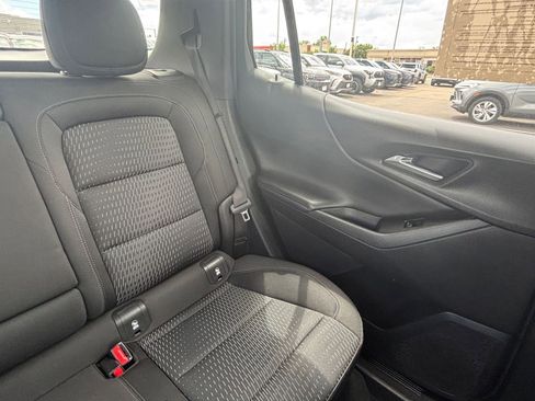 Used 2025 Chevrolet Equinox LT FWD image 35