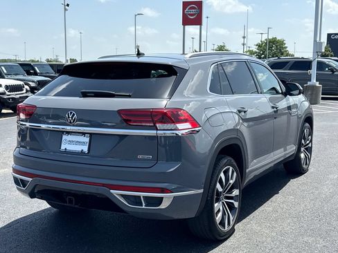 Used 2021 Volkswagen Atlas Cross Sport SEL Premium R-Line AWD/4WD image 3