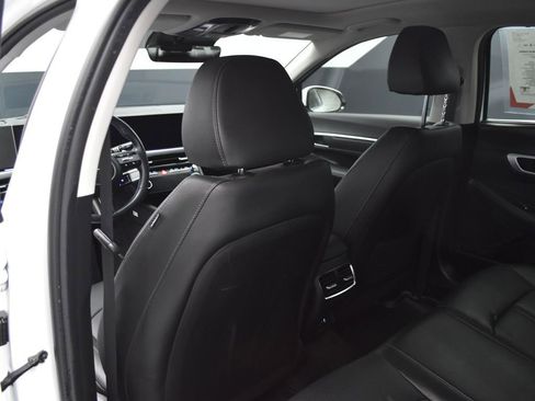 Used 2025 Hyundai Sonata Limited image 18