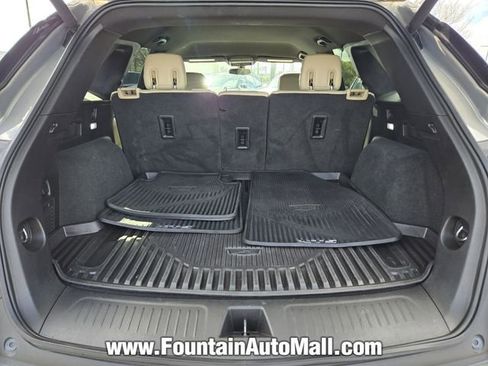 Used 2018 Cadillac XT5 FWD image 14