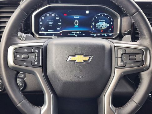 Used 2022 Chevrolet Silverado 1500 LTZ image 13