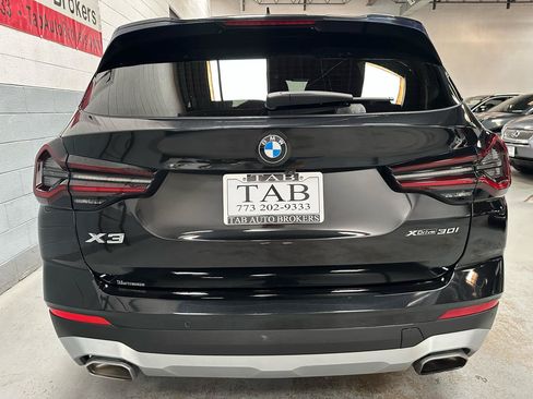 Used 2022 BMW X3 xDrive30i w/ Convenience Package AWD/4WD image 4