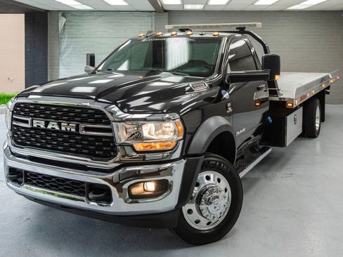 Used 2022 RAM 5500 SLT w/ Quick Order Package 2YG SLT RWD image 13