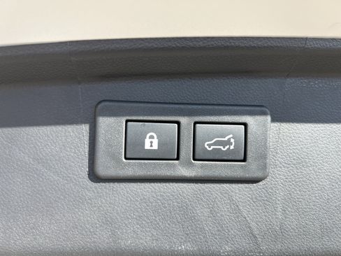 Used 2025 Subaru Outback Touring XT image 20