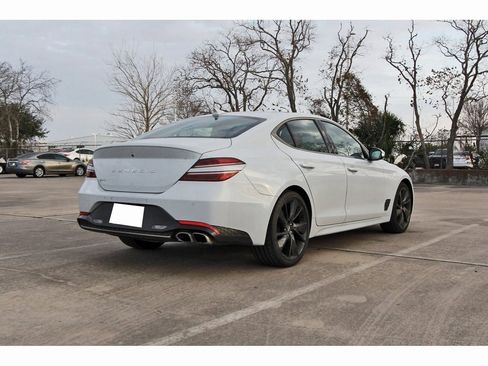 Used 2023 Genesis G70 2.0T w/ Sport Prestige Package image 4