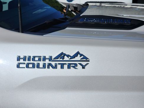 Used 2024 Chevrolet Silverado 3500 High Country w/ High Country Premium Package image 8