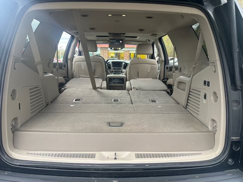 Used 2015 GMC Yukon Denali w/ Open Road Package AWD/4WD image 6