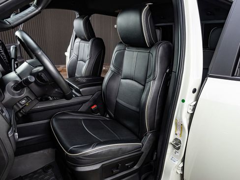 Used 2024 RAM 2500 Limited image 29