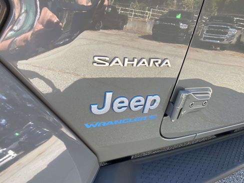 Certified 2023 Jeep Wrangler Sahara w/ Cold Weather Group image 26