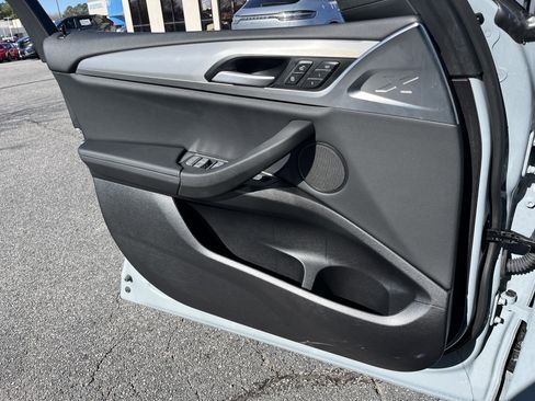 Used 2025 BMW X4 xDrive30i image 16