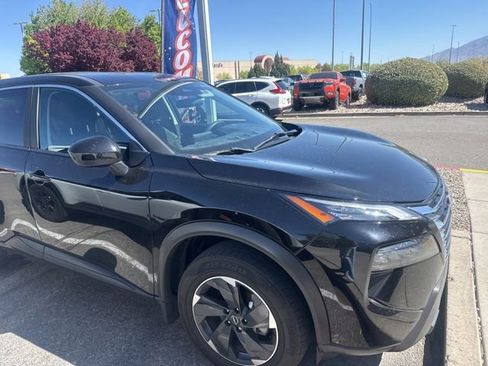 Certified 2024 Nissan Rogue SV image 6