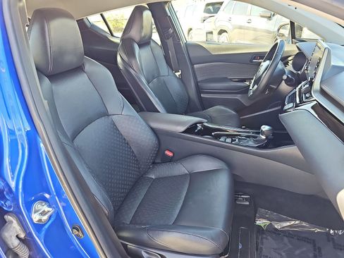 Used 2021 Toyota C-HR Limited image 10